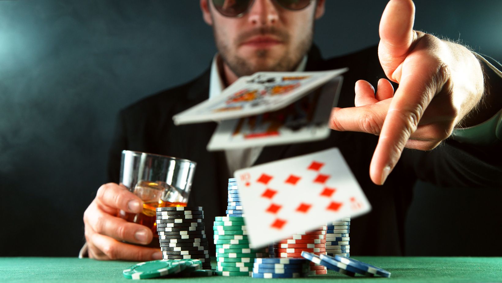 Master Three Card Poker: A Guide to Dominating the Tables Online